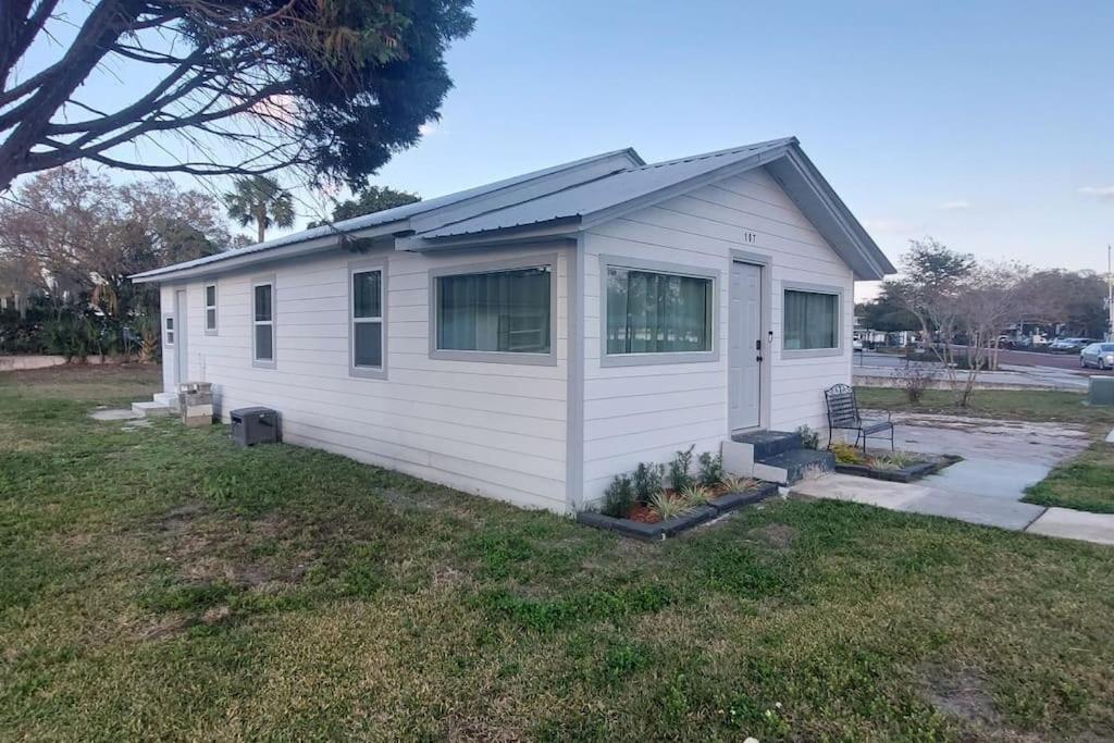 Bungalow Overlooking Lake Dora! 타바레스 외부 사진